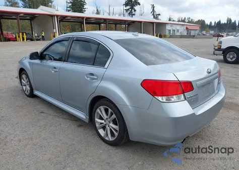 2013 Subaru Legacy 2.5I Premium из США, поврежденный, VIN 4S3BMBH61D3038651